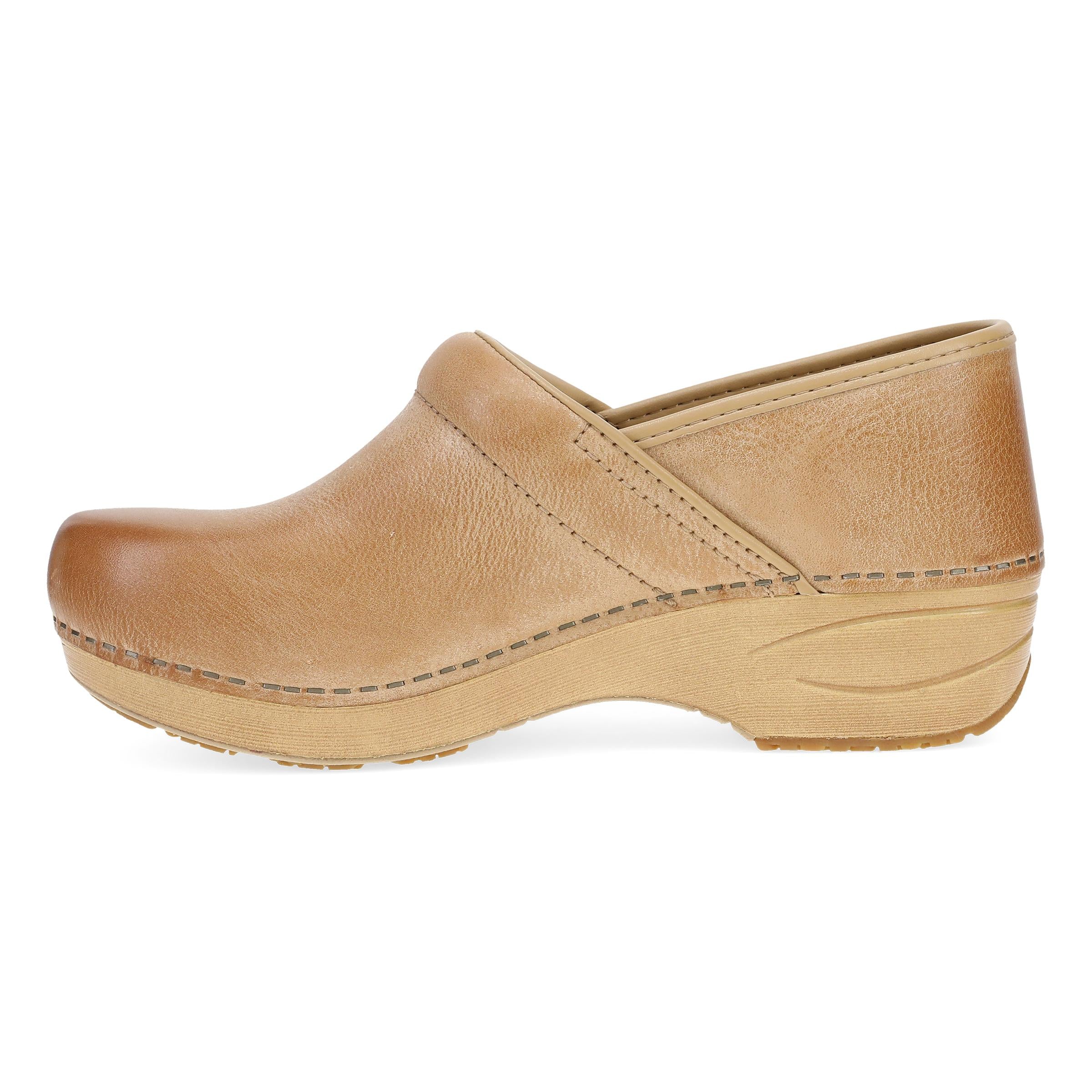 Wide XP 2.0 Honey Distressed – Dansko