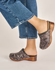 Andie Grey Snake