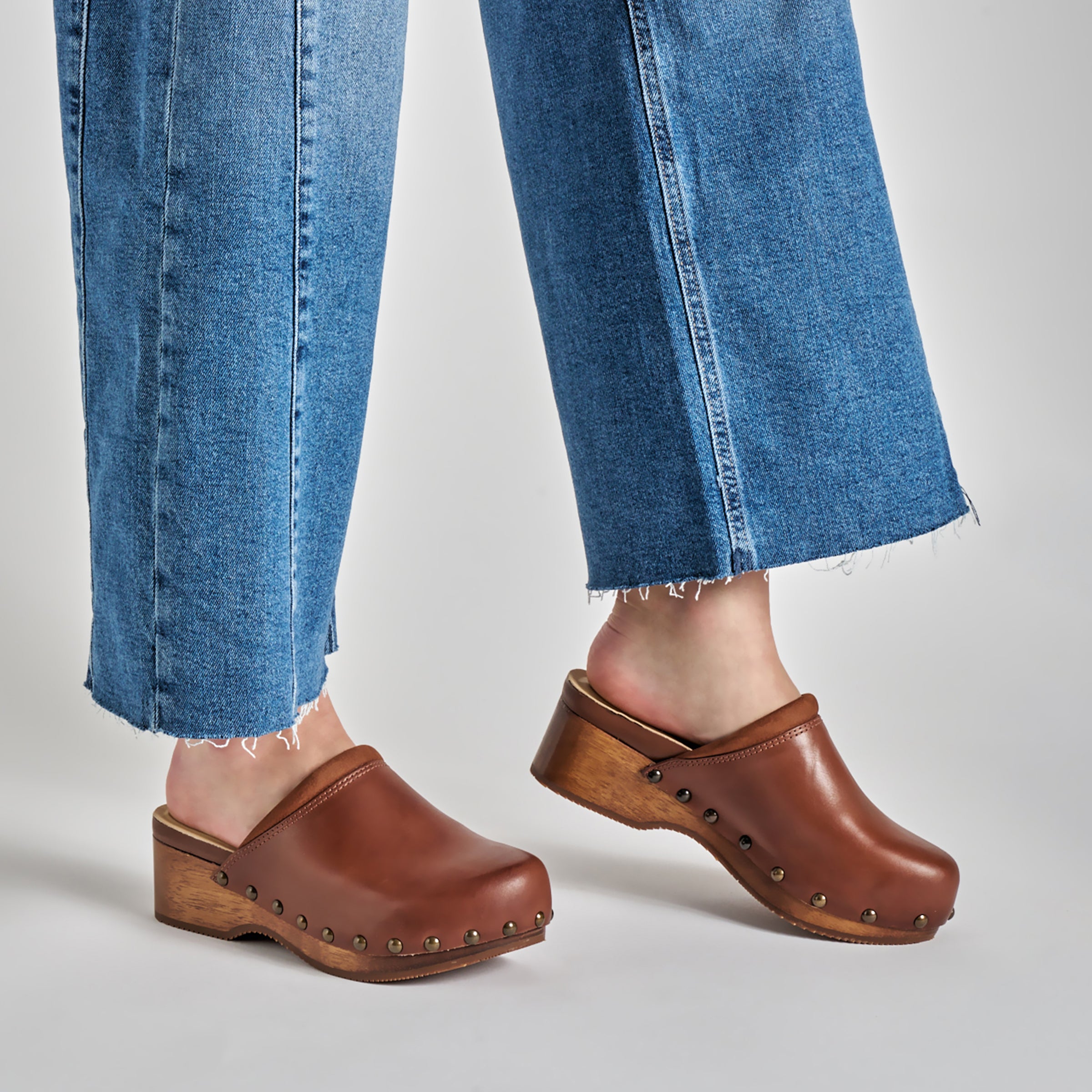 Andie Tan Calf – Dansko