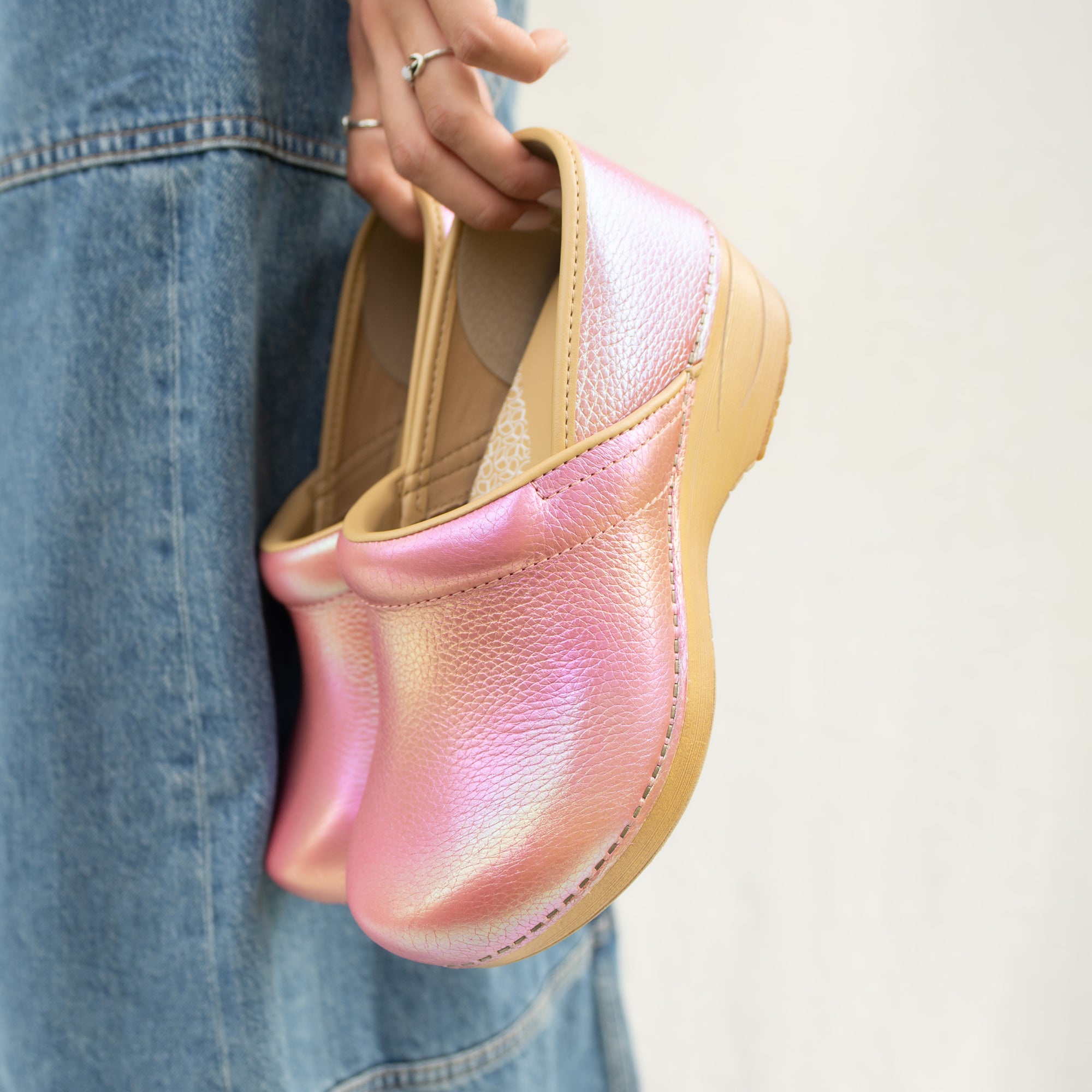 XP 2.0 Pink Iridescent Leather