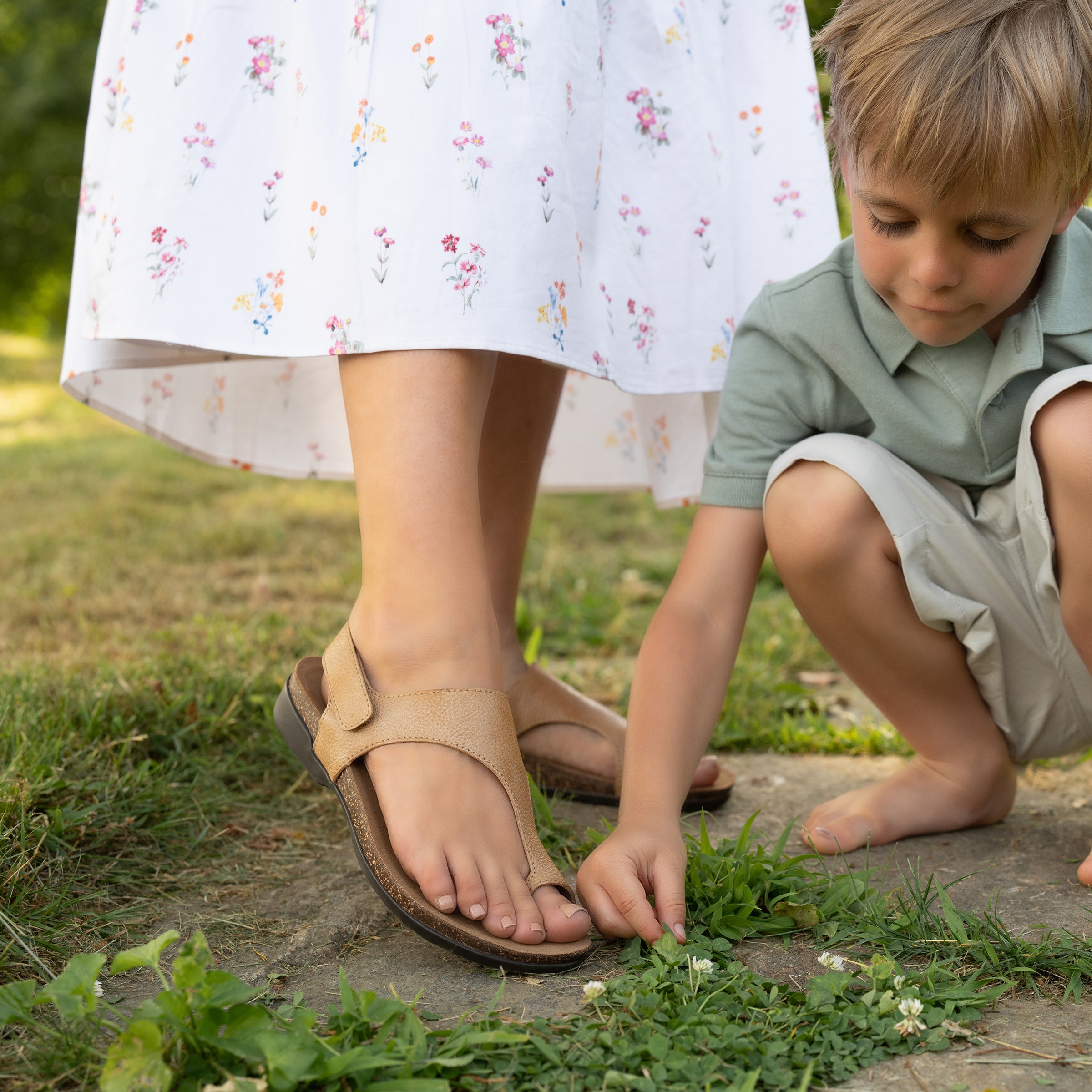 Reece Honey Distressed – Dansko