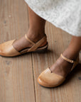 Rowan Wide Honey Distressed