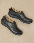 Sallie Black Waxy Burnished