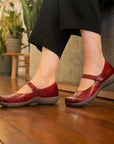 Stacy Wide Red Waxy Burnished