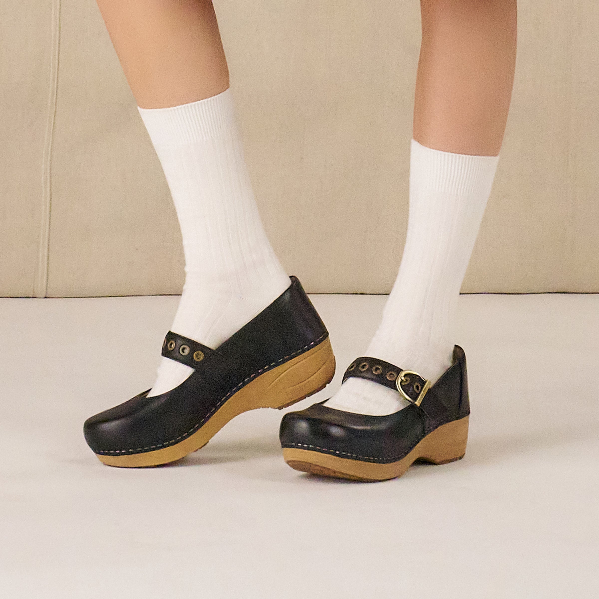 XP 2.0 Mary Jane Clog Black Leather – Dansko