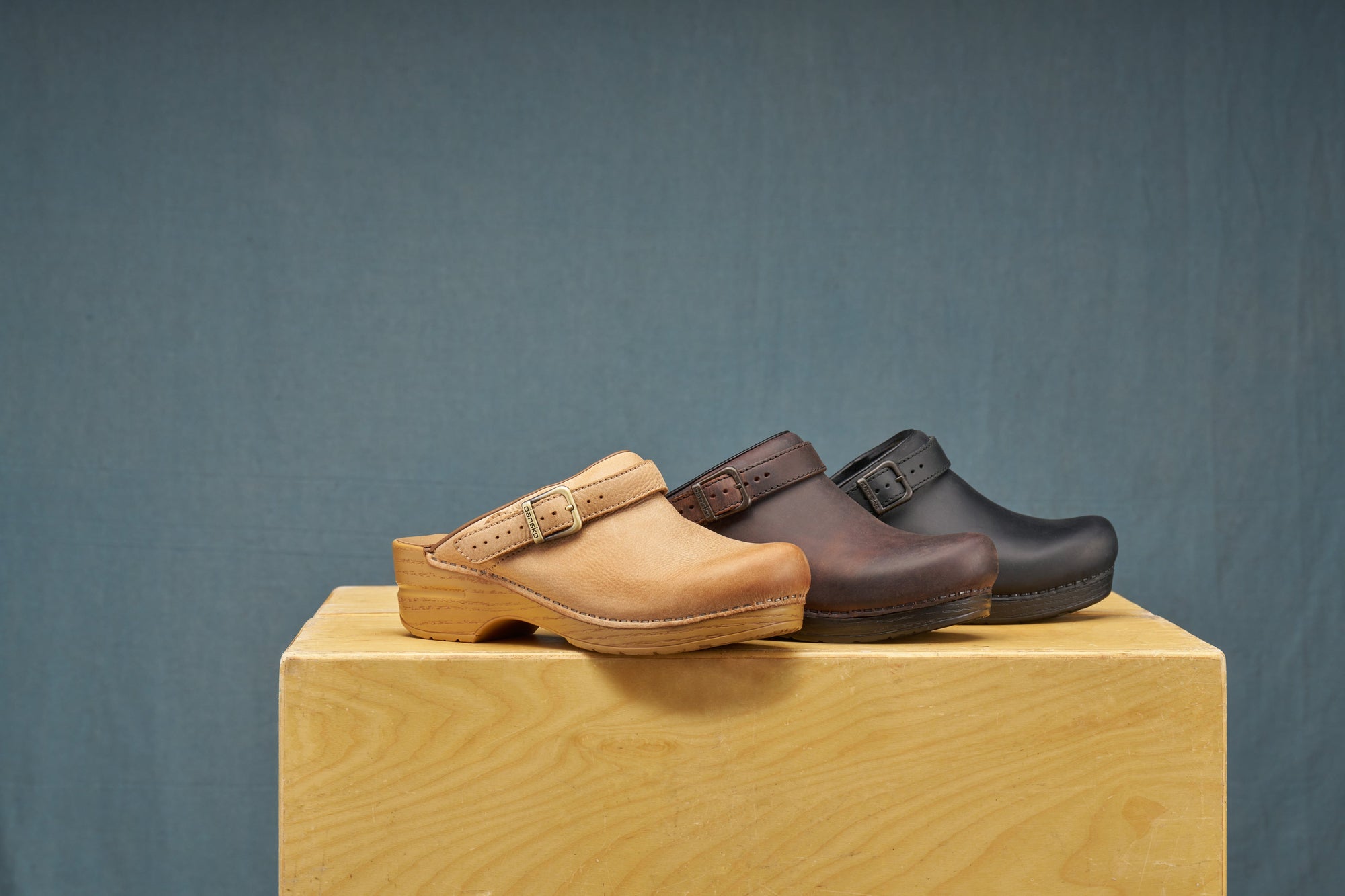 A Guide to the Types of Clogs