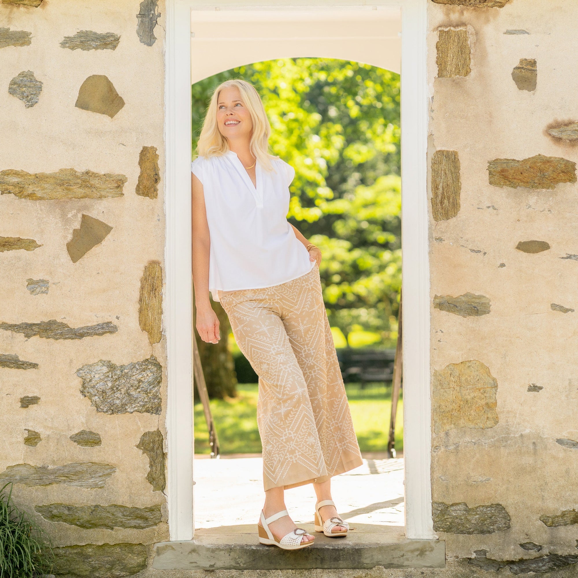 Comparing Clogs vs. Sandals