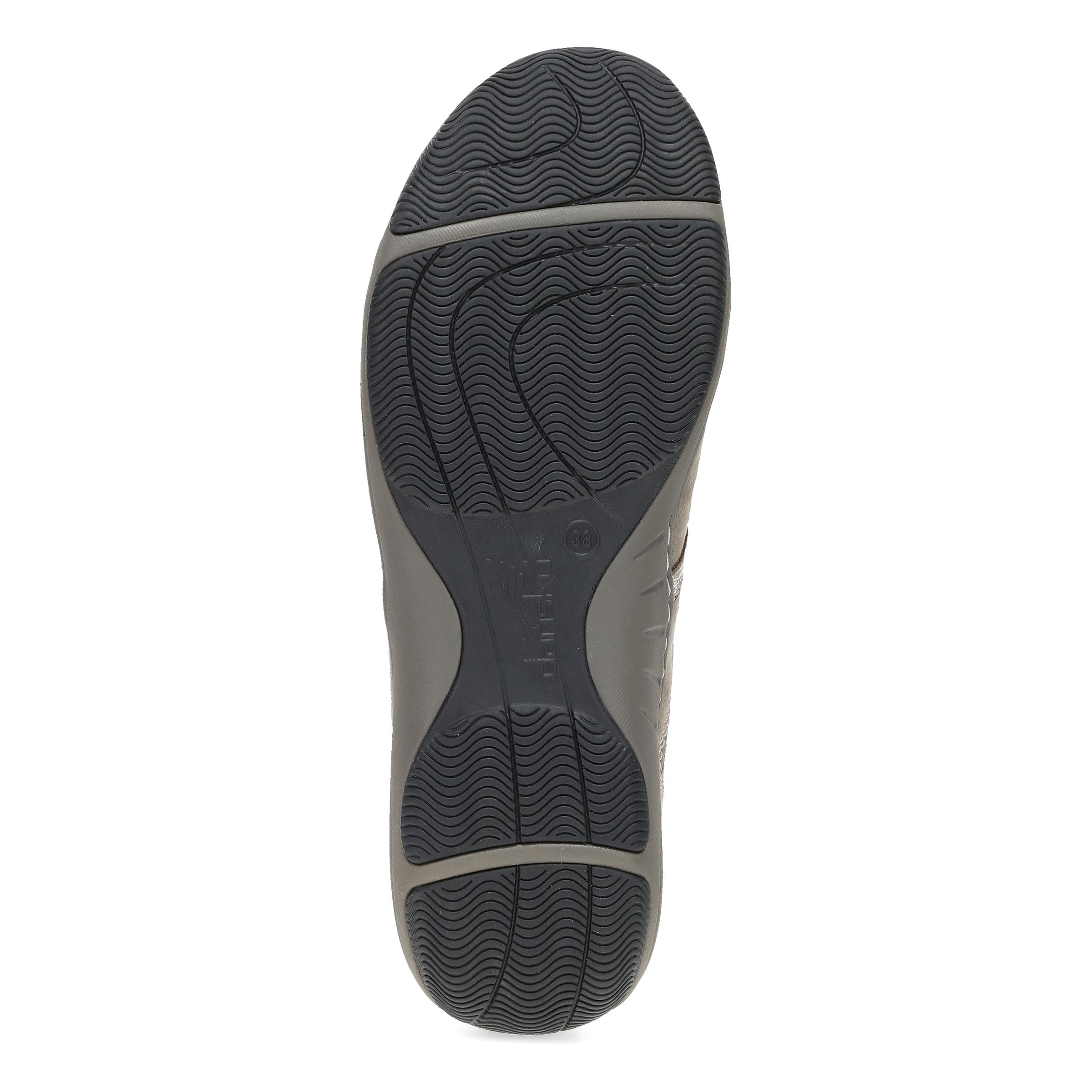Harlyn Walnut Suede – Dansko