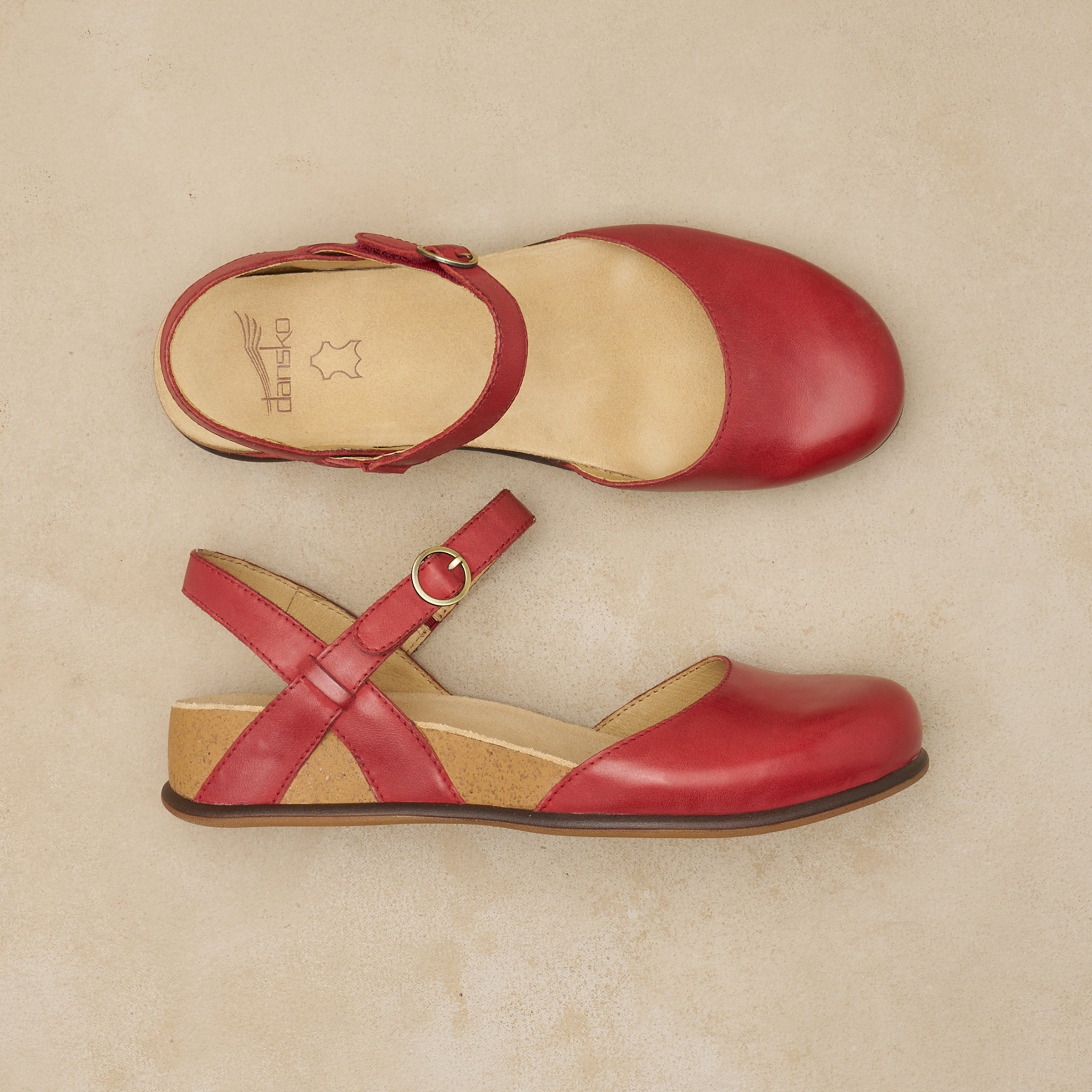 Christine Red Burnished Nappa – Dansko