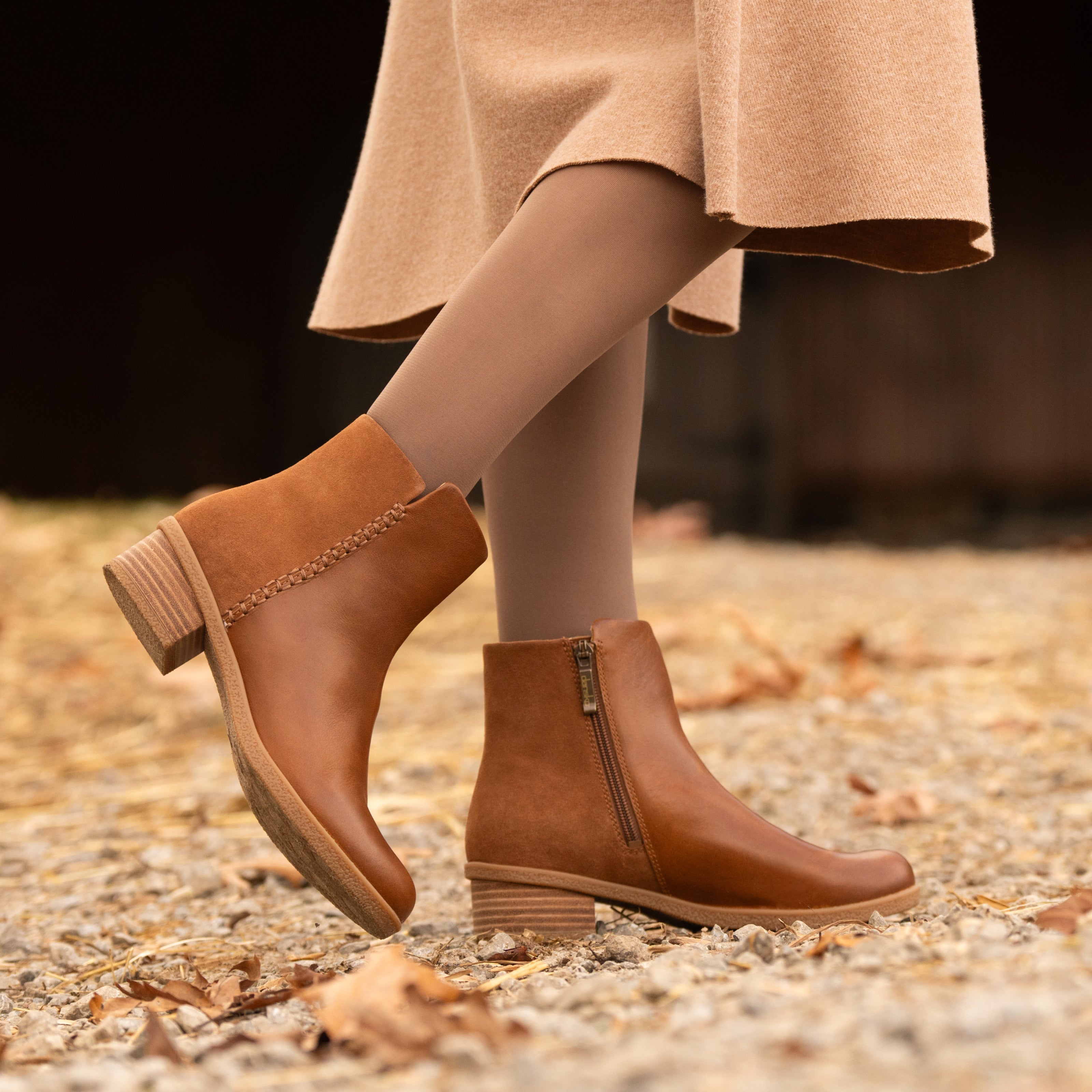 Denay Saddle Waterproof Milled – Dansko