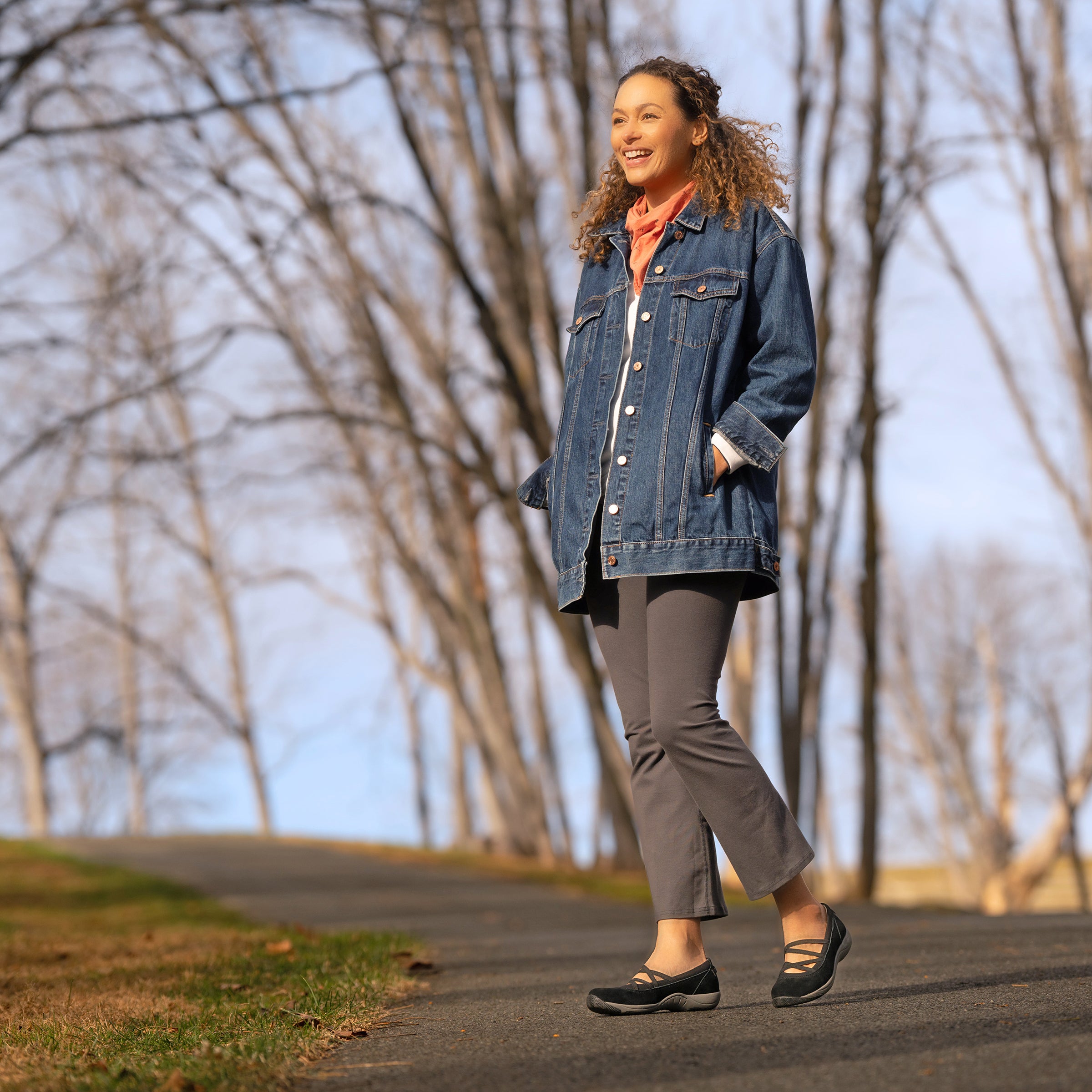 Harper Black Suede – Dansko