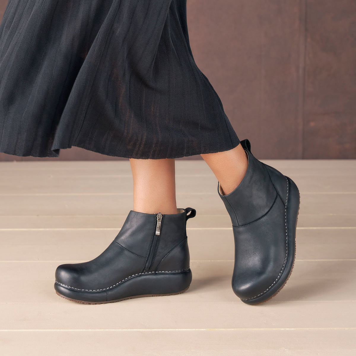 Klara Black Platform Boot