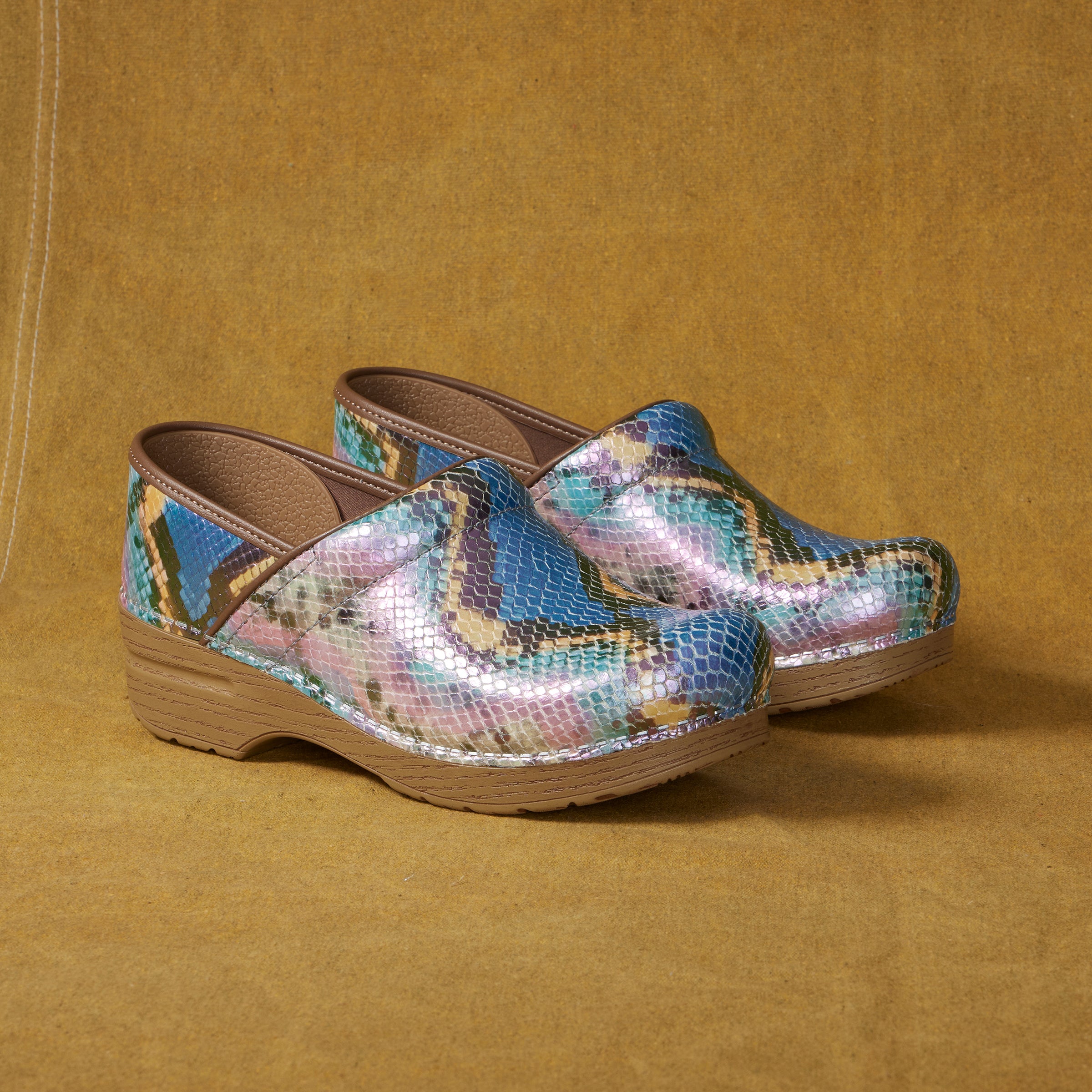 Dansko Racing New Arrivals | Comfort Shoes | Free Ground Shipping – Dansko