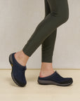 Pia Navy Leather