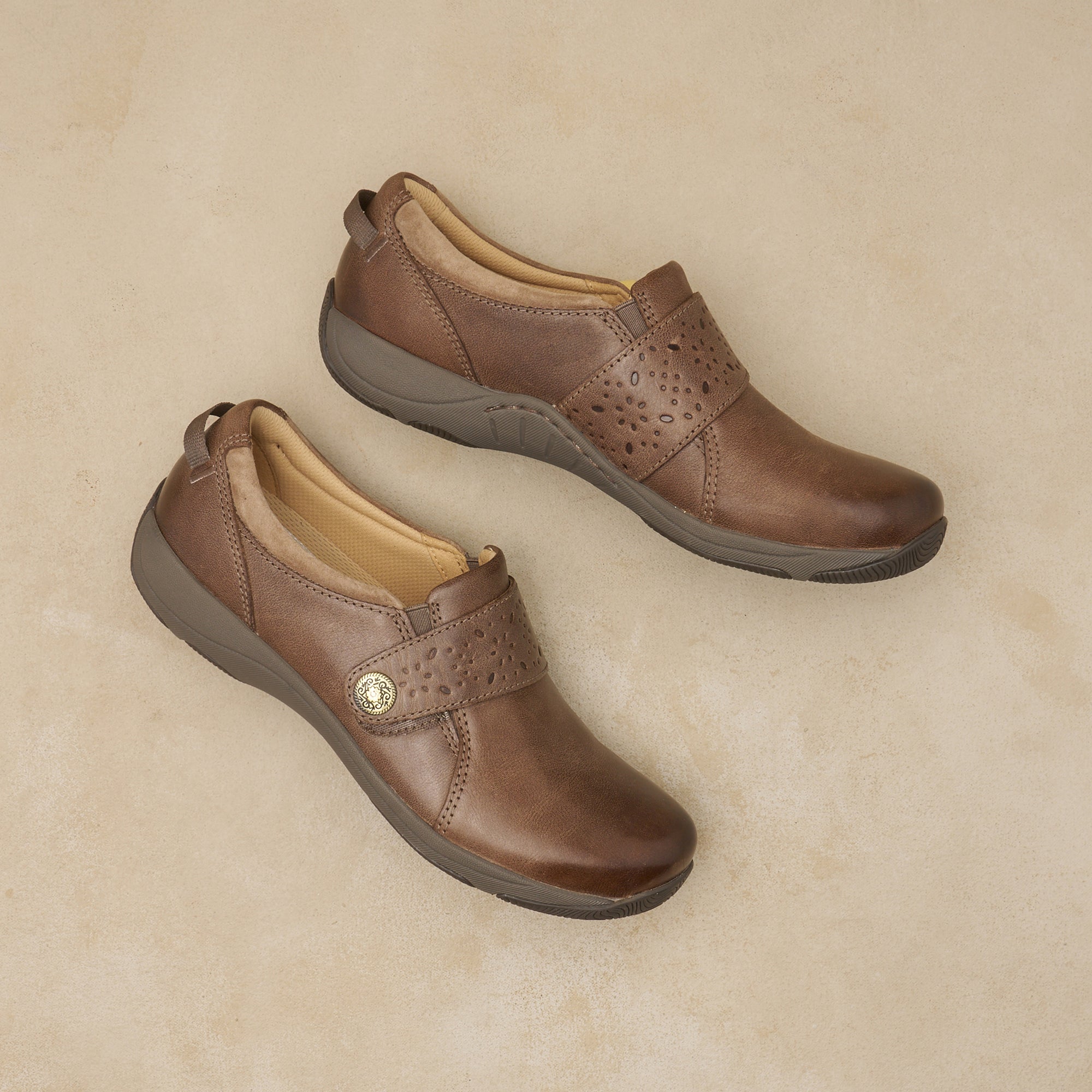 Sallie Stone Waxy Burnished