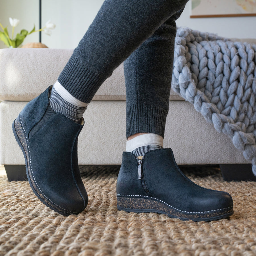 Makara is easy to wear and easier to love. Casual style with relaxing comfort in these cute booties will make any day a little easier.