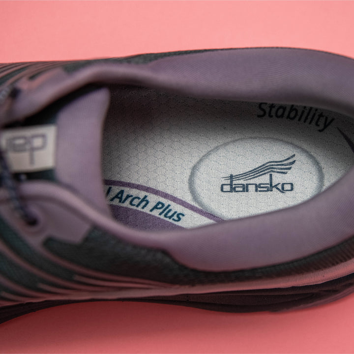 Our Dansko Natural Arch Plus(tm) technology adds top-of-line arch and heel support to Dansko premium walking sneakers for all-day comfort.