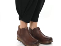 Makara Brown Waxy Milled