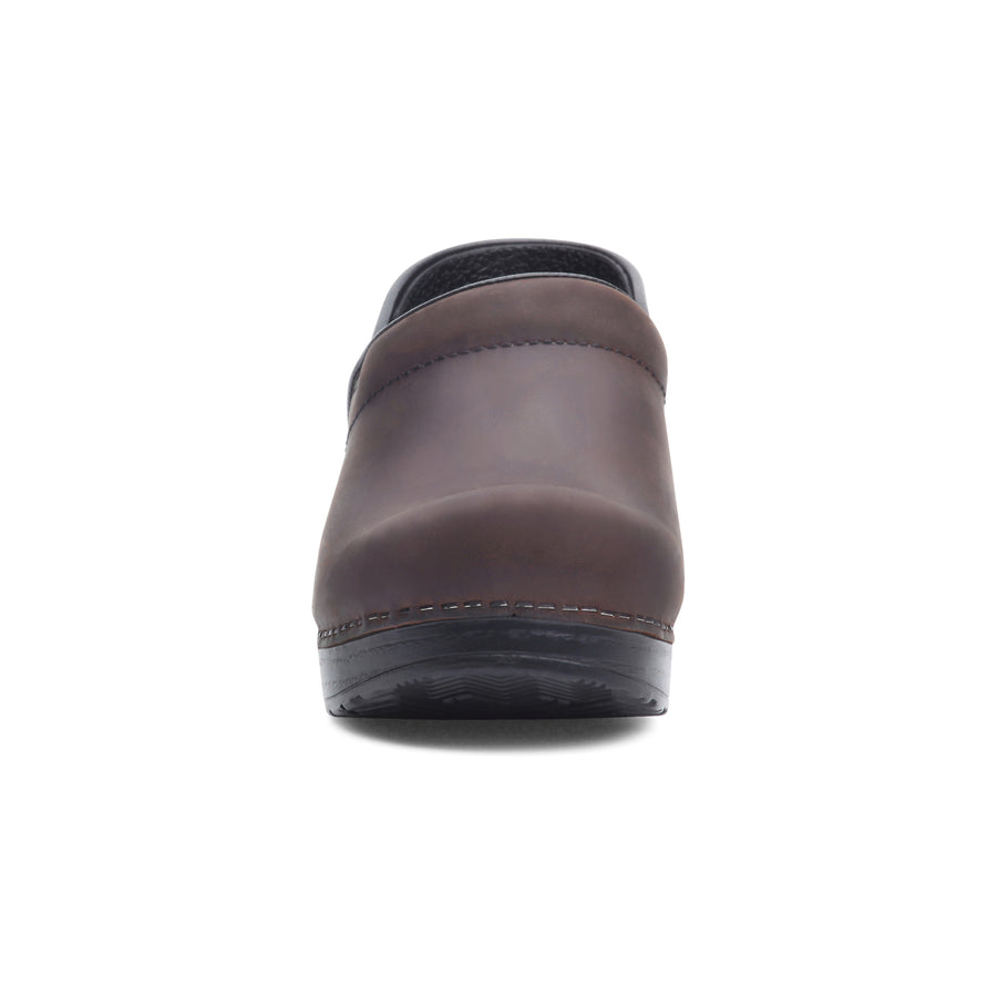 Toe image of Wide Pro Antique Brown Oiled