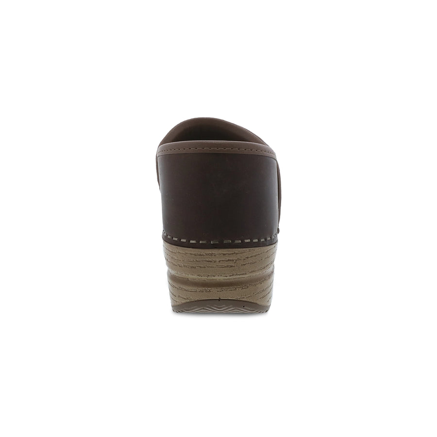 Heel image of Professional Brown Oiled Pull Up